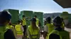 Representanter från GoCo visar äldreboendets terrass för Norlandia, Mölndal Stad och press.